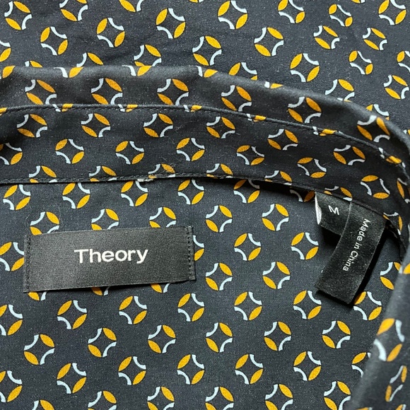 THEORY 100% Cotton Men’s Button Down Dress Shirt Black w/ Gold Print US Sz M - Picture 4 of 10